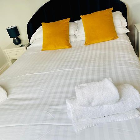 Tanglewood House Abergavenny With Private Parking Villa Luaran gambar