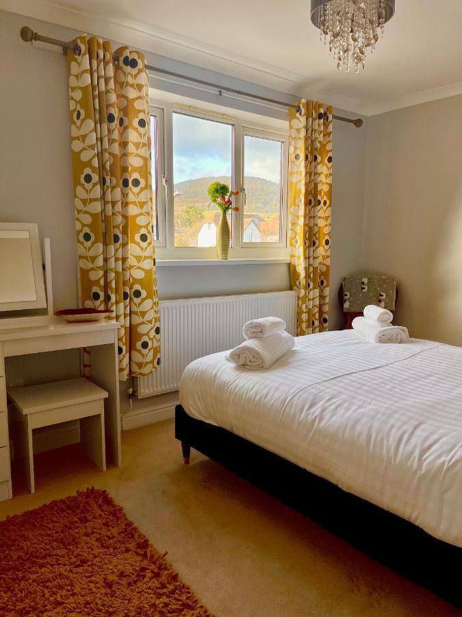 Tanglewood House Abergavenny With Private Parking Villa Luaran gambar